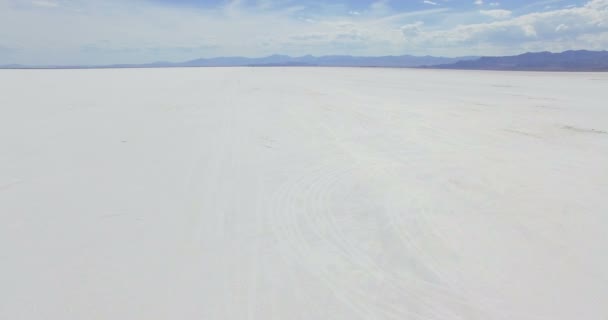 Karavan do Bonneville Salt Flats - Záběry, video