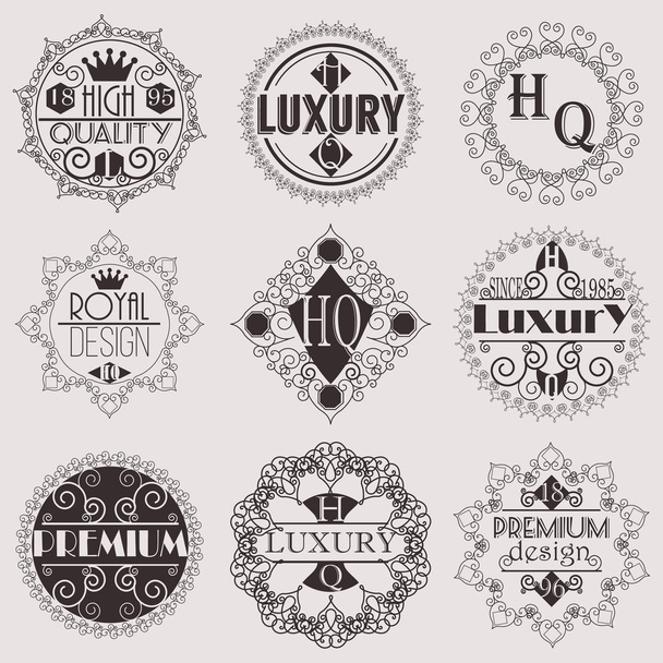 Retro Design Luxury Insignias Logotypes Template Set. Line Art Vector Vintage Style Victorian Swash Elements. Elegant Geometric Shiny Floral Frames. - Vektor, obrázek