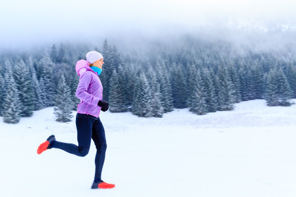 Žena fitness inspirace a motivace, běžec - Fotografie, Obrázek