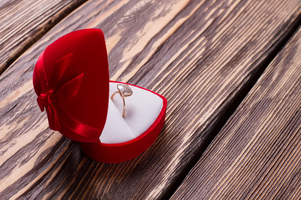 Ring for the proposal. - 写真・画像