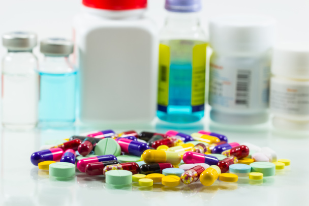Різноманітні таблетки таблетки капсули суміш
 - Фото, зображення