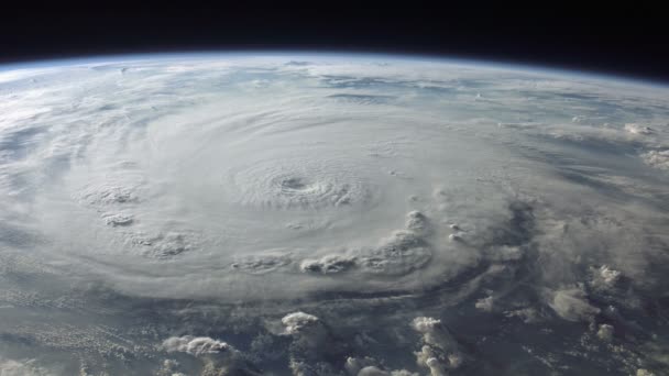 Orkaan als gezien vanuit de ruimte - Video