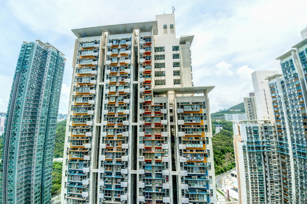 Hong Kong で背の高い高層住宅 - 写真・画像