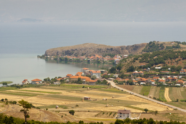 オホリト湖 - マケドニアを表示します。 - 写真・画像