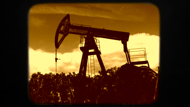 機械掘りつつ、天然ガスの採掘、石油リグ - 映像、動画
