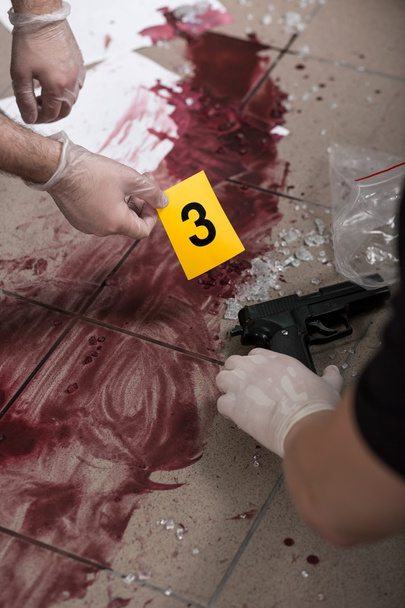 Investigators collecting evidence of murder - Foto, immagini