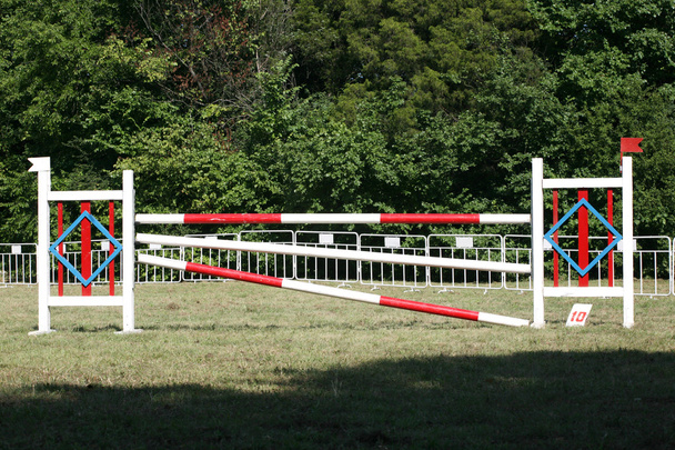 Equitation akadályok és akadályok, a díjugrató esemény - Fotó, kép