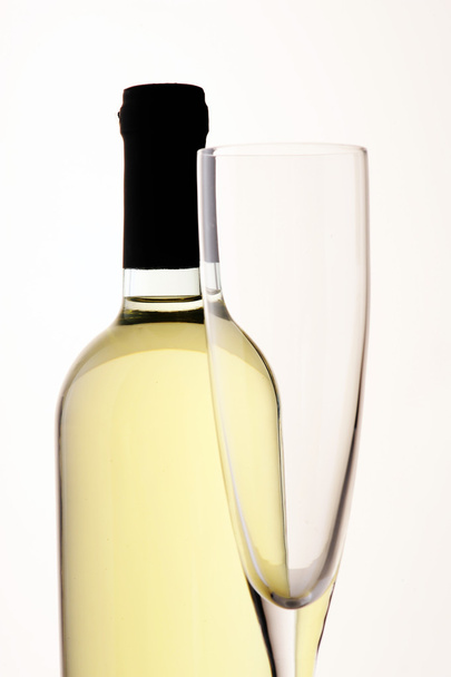 Wine bottle and glass - Foto, afbeelding