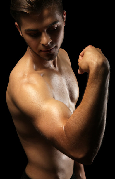 Muscle young man - Zdjęcie, obraz