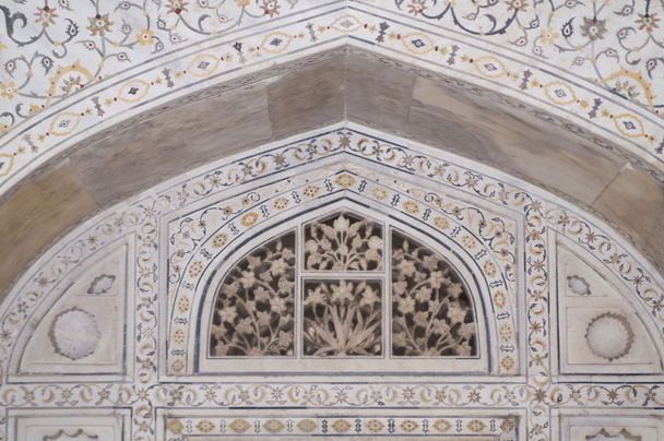 eingelegter Marmor schmückt das Taj Mahal - Foto, Bild