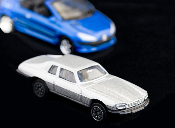 Plata y azul coche
 - Foto, imagen