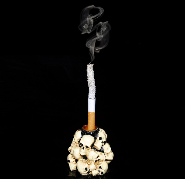 Rauchen tötet - Foto, Bild