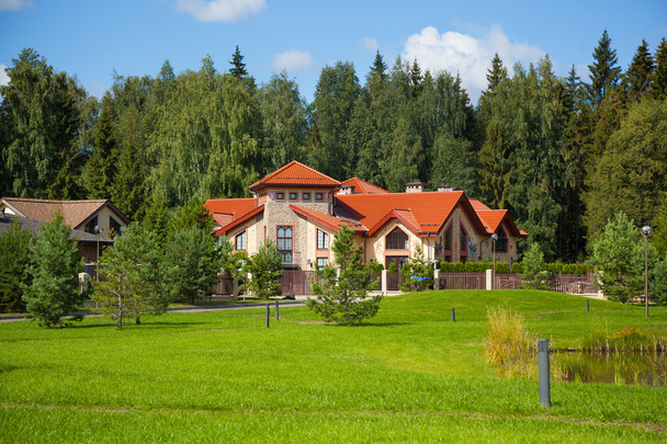 MOSCOW, RUSSIA - AUGUST 6, 2015: Elite cottage settlement in the Moscow region - Photo, Image