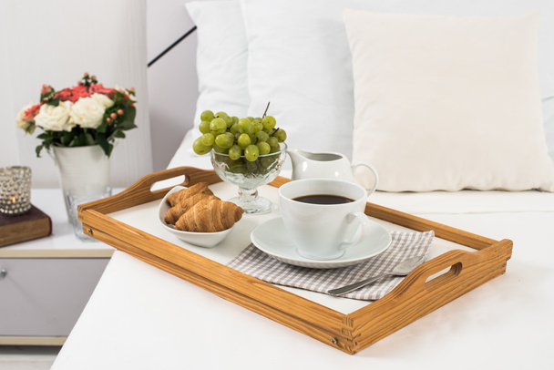 Breakfast in bed - Valokuva, kuva