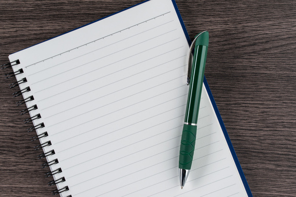 Lined notebook and pen, checklist  memo reminder memorandum - Photo, Image