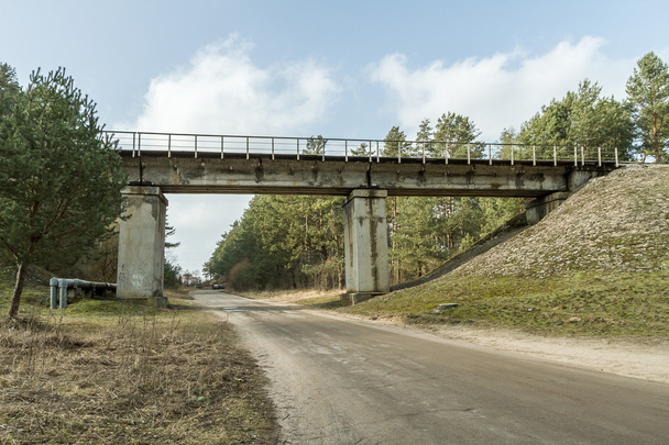 Eisenbahnbrücke - Foto, Bild