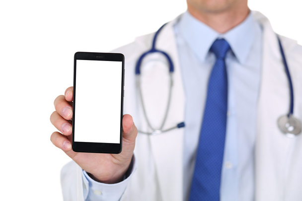 Médico masculino sosteniendo teléfono móvil
 - Foto, imagen