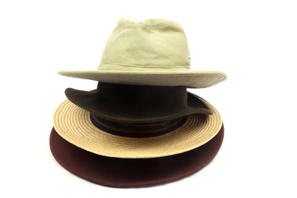 Старые шляпы на белом фоне
 - Фото, изображение