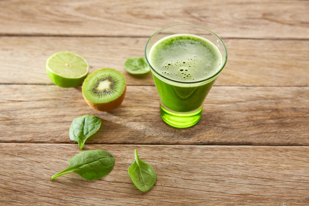 Detox green juice cleansing recipe - Φωτογραφία, εικόνα