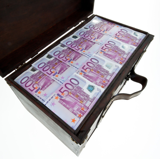 Chest with euro banknotes. financial crisis, - Fotoğraf, Görsel
