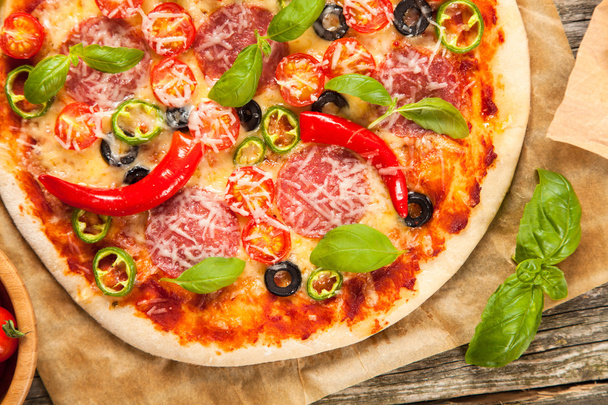 deliciosa pizza casera
 - Foto, Imagen