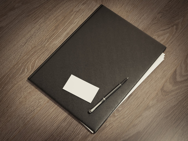 Folder for papers on a wooden texture - Φωτογραφία, εικόνα