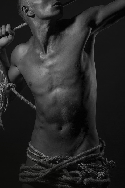 Man and rope - Foto, imagen