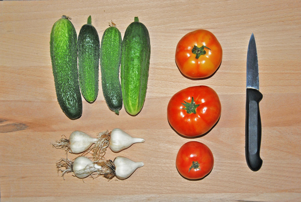 Cucumbers, tomatoes and onion - Фото, зображення