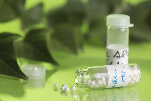 Pílulas homeopáticas
 - Foto, Imagem