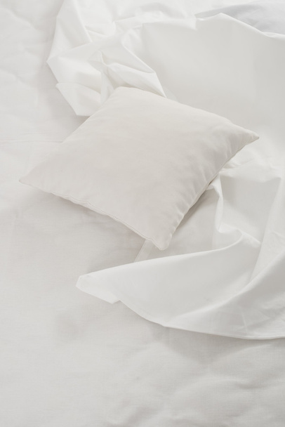 білий лляну тканину
 - Фото, зображення