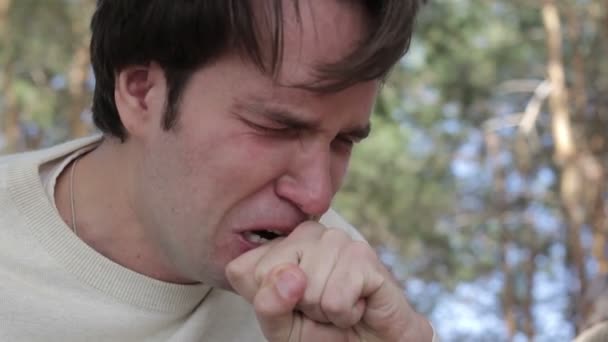 Jonge man in pijn, huilen - Video