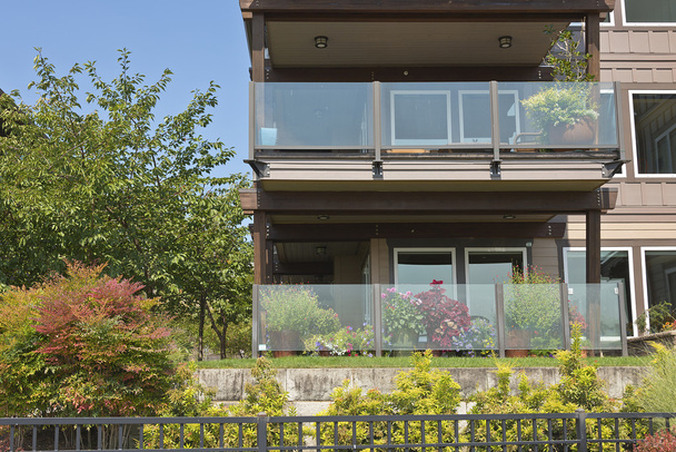 Condominiums résidentiels riverains Vancouver WA
. - Photo, image