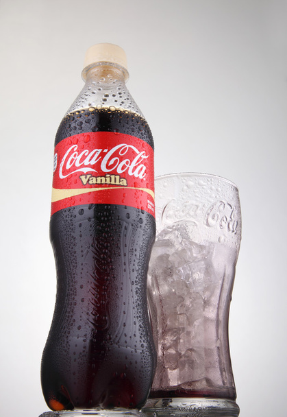 coca cola vanilla - Zdjęcie, obraz