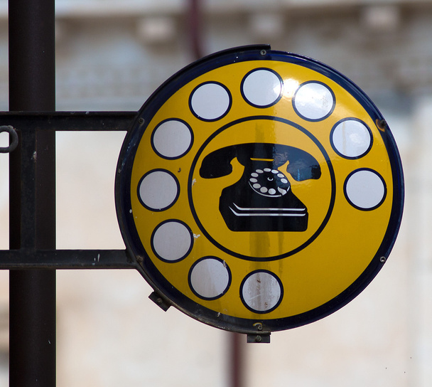 Eski kamu telefon işareti - Fotoğraf, Görsel