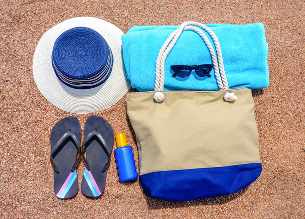 Todo lo que necesitas para unas vacaciones de verano en la playa
 - Foto, Imagen