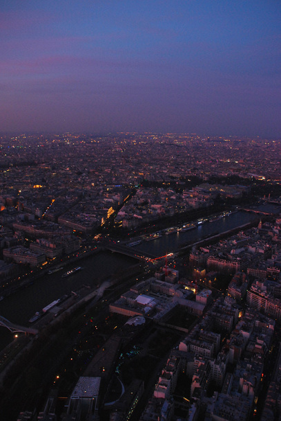 Pariisi yöllä
 - Valokuva, kuva