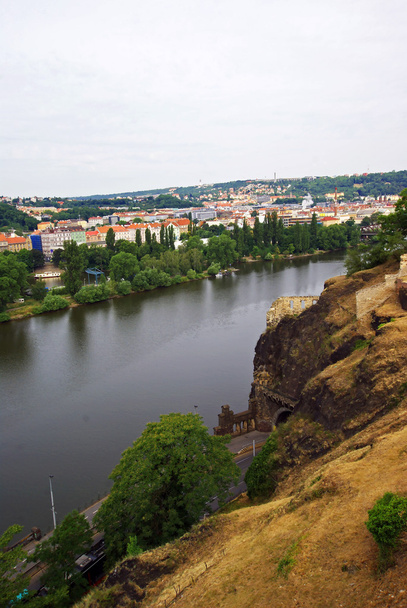 ヴルタヴァ川のビュー - 写真・画像