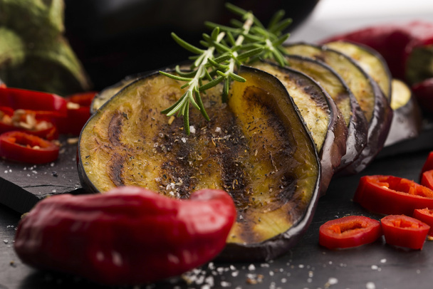 Tranches d'aubergine grillées - Photo, image