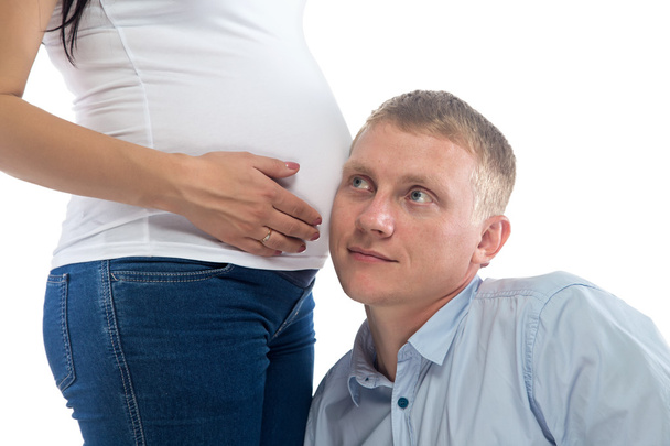 Foto lachende man en zwangere vrouw - Foto, afbeelding