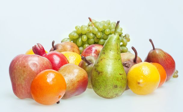 świeże warzywa i owoce odizolowane na białym tle - Zdjęcie, obraz