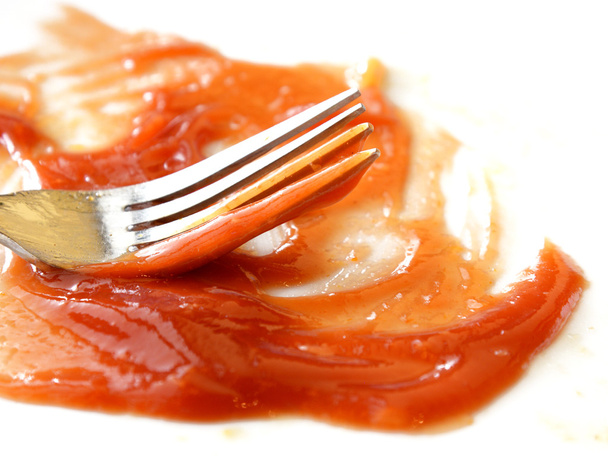 fechar o molho de tomate com garfo
 - Foto, Imagem