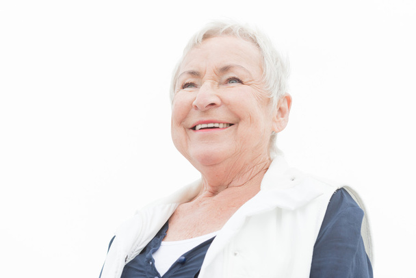 mosolygó idősebb nő - Fotó, kép