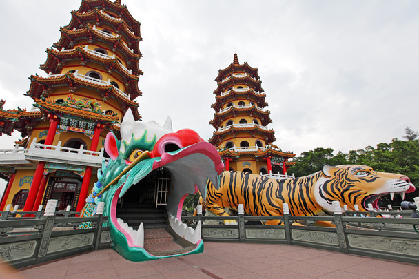 Dragon tiger Kulesi - Fotoğraf, Görsel