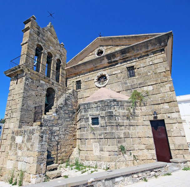 ザキントス島、ギリシャにソロモス広場ホクロの聖ニコラス教会 . - 写真・画像
