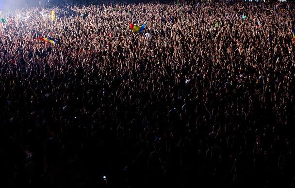 Натовп на концерті
 - Фото, зображення