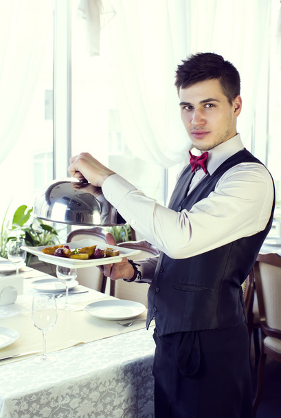 waiter with a tray - Fotoğraf, Görsel