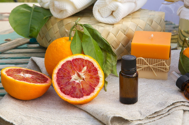 óleo essencial de laranja no sangue
 - Foto, Imagem