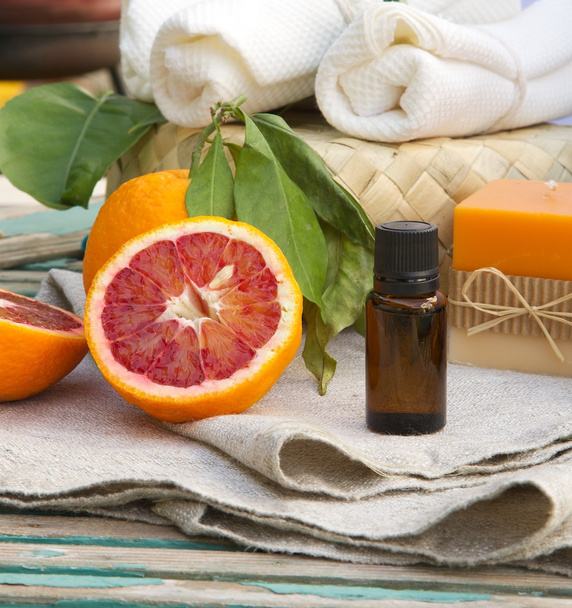 óleo essencial de laranja no sangue
 - Foto, Imagem