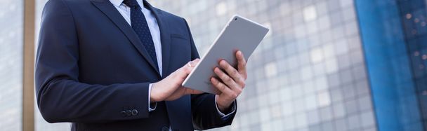 Businessperson using digital tablet - Fotó, kép