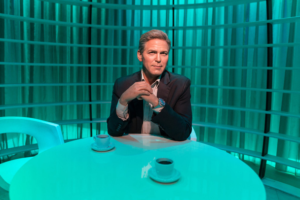 A waxwork of George Clooney on display at Madame Tussauds - 写真・画像